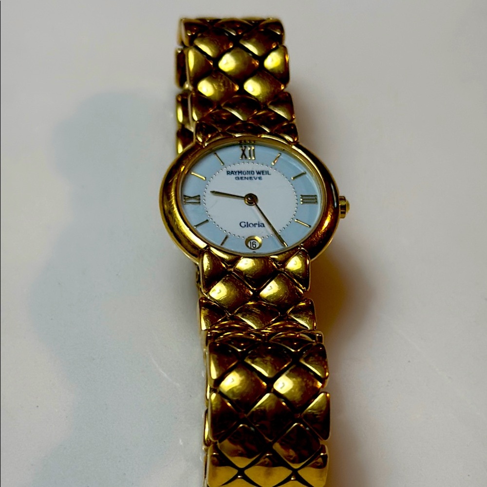 Raymond Weil Gold Quilted Band Watch
